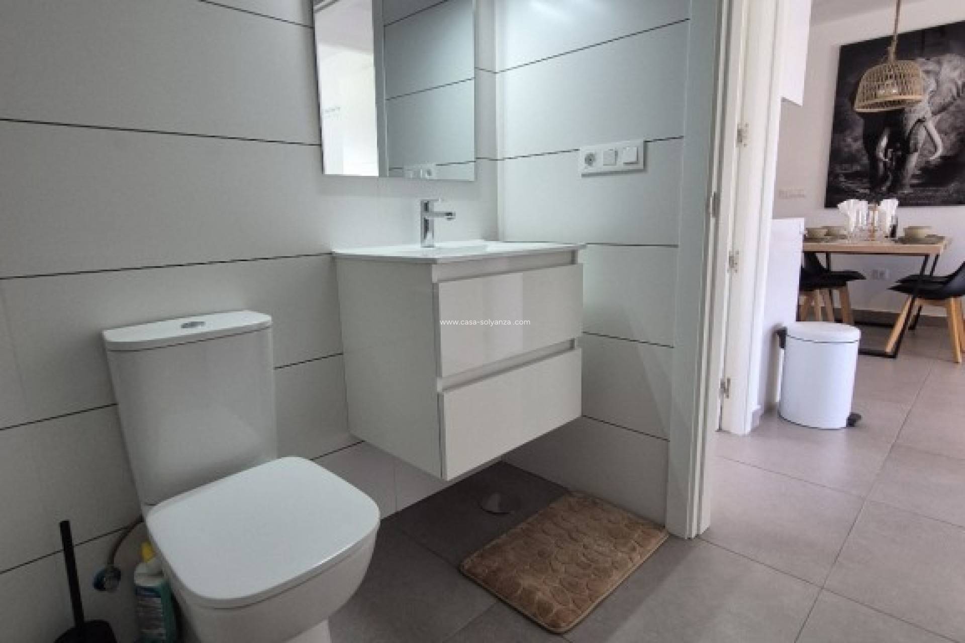 Resale - Apartment / flat - Las Filipinas - Inland