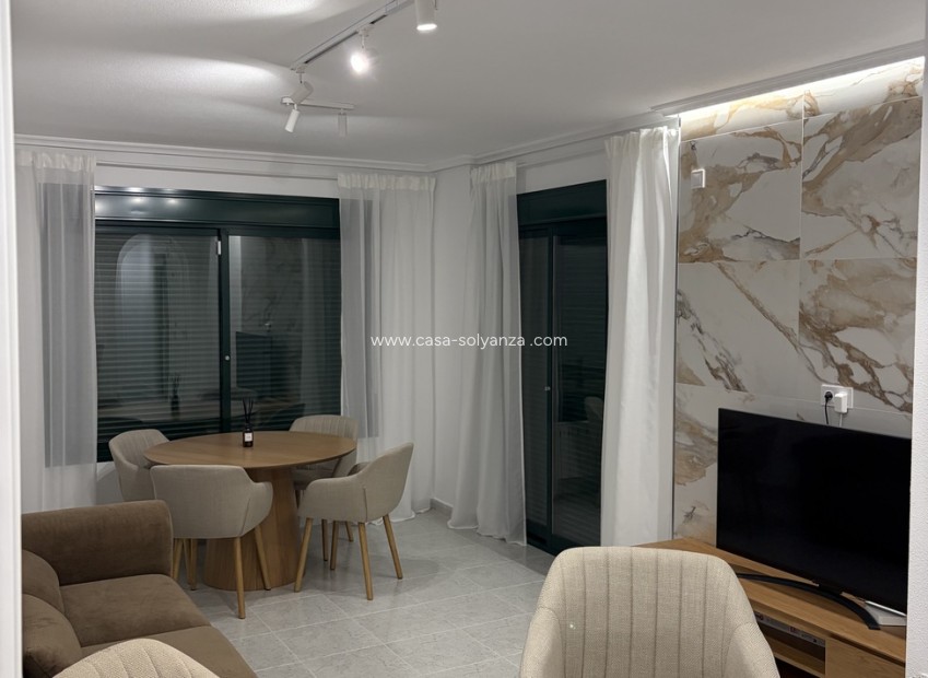 Resale - Apartment / flat - Lomas De Campoamor - Costa Blanca