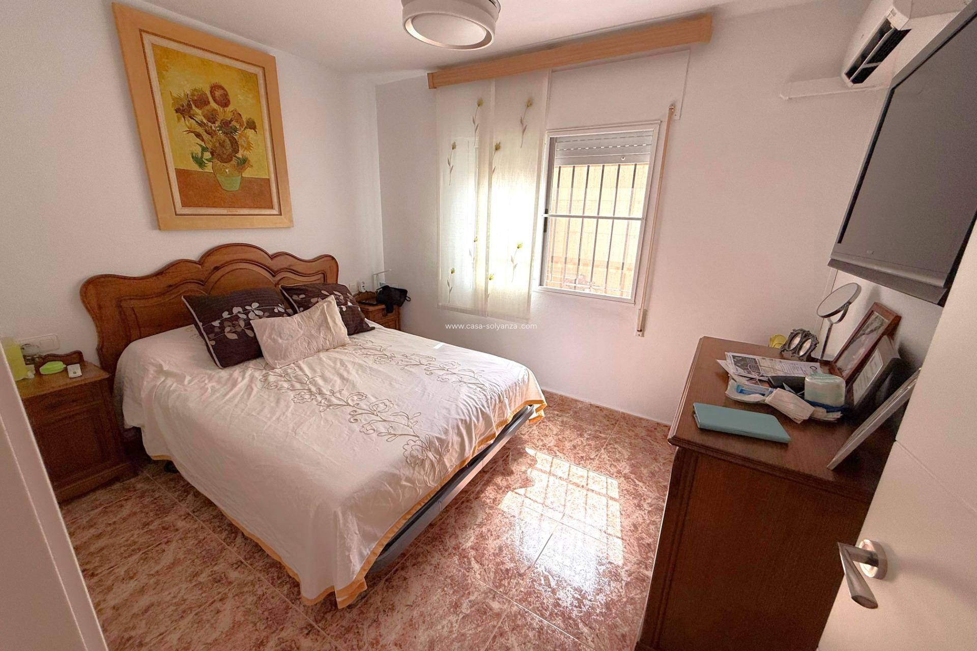 Resale - Apartment / flat - Los Alcázares - Center