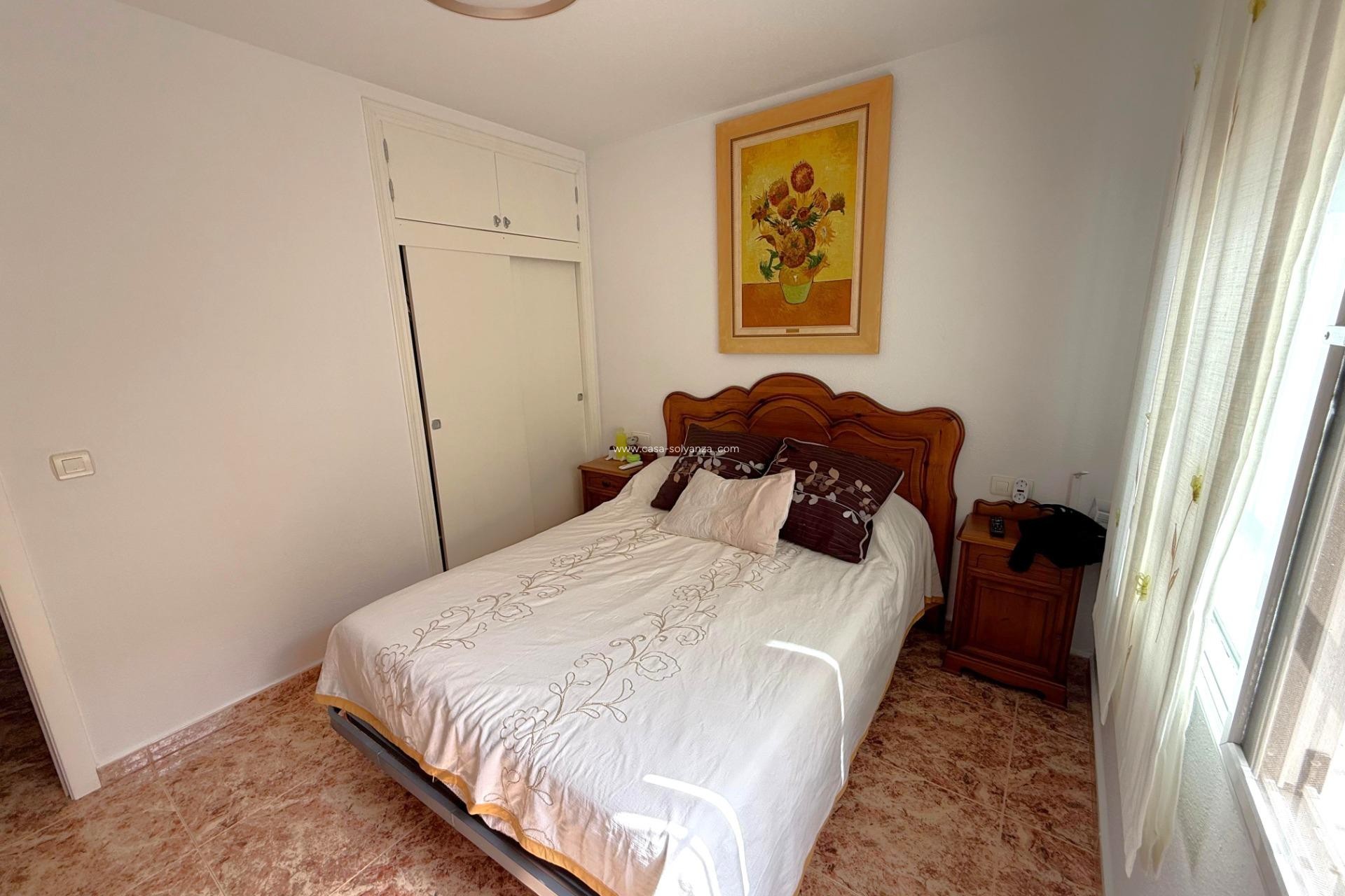 Resale - Apartment / flat - Los Alcázares - Center