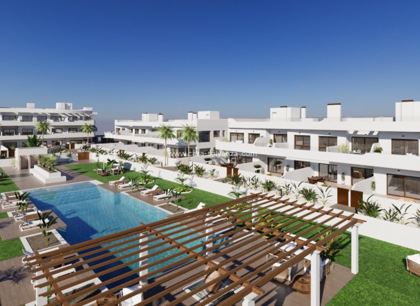 Resale - Apartment / flat - Los Alcázares - Center