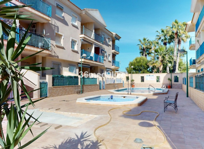Resale - Apartment / flat - Los Alcázares - Los Alcazares Centro