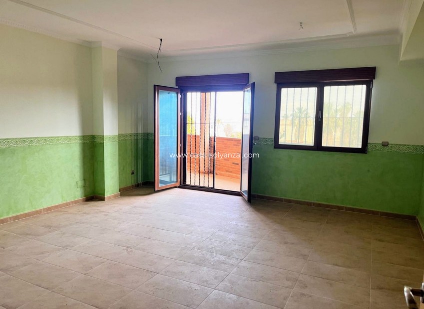 Resale - Apartment / flat - Los Alcázares - Los Alcazares Centro