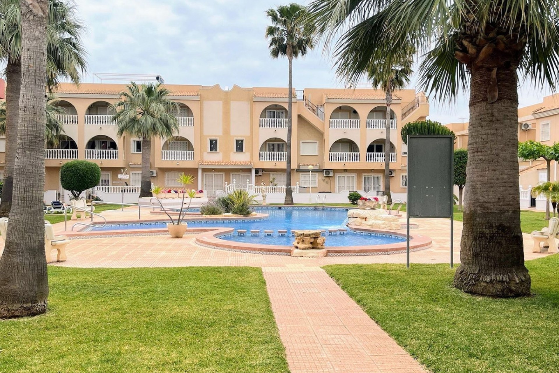 Resale - Apartment / flat - Los Alcázares - Los Alcazares Centro
