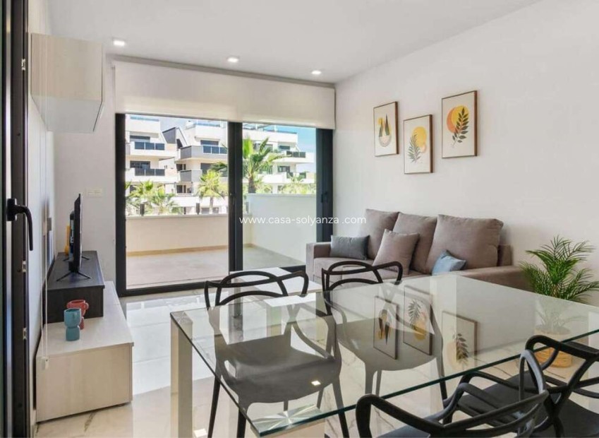 Resale - Apartment / flat - Los Altos - Costa Blanca