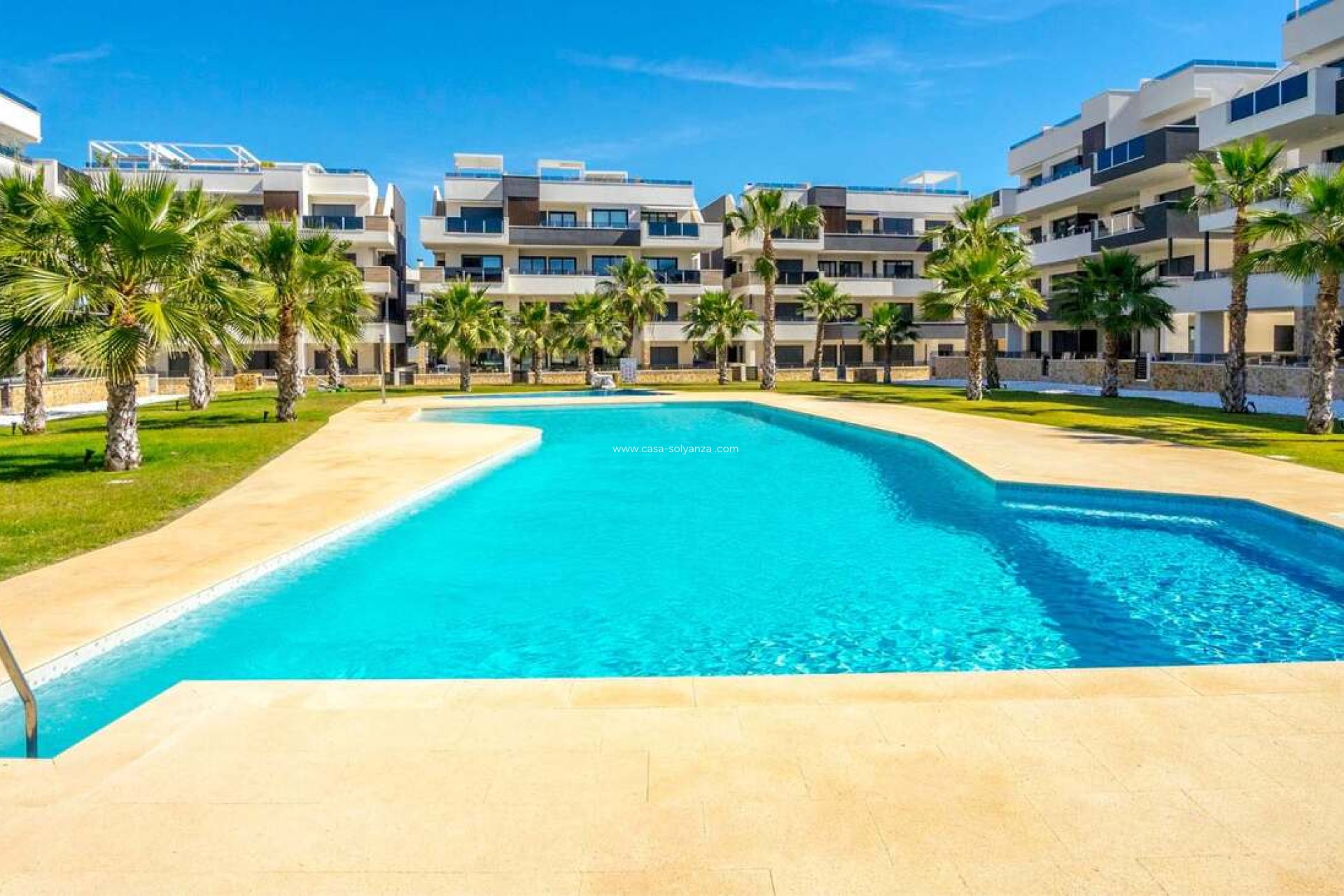 Resale - Apartment / flat - Los Altos - Costa Blanca