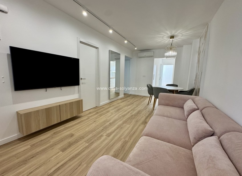 Resale - Apartment / flat - Los Altos - Costa Blanca