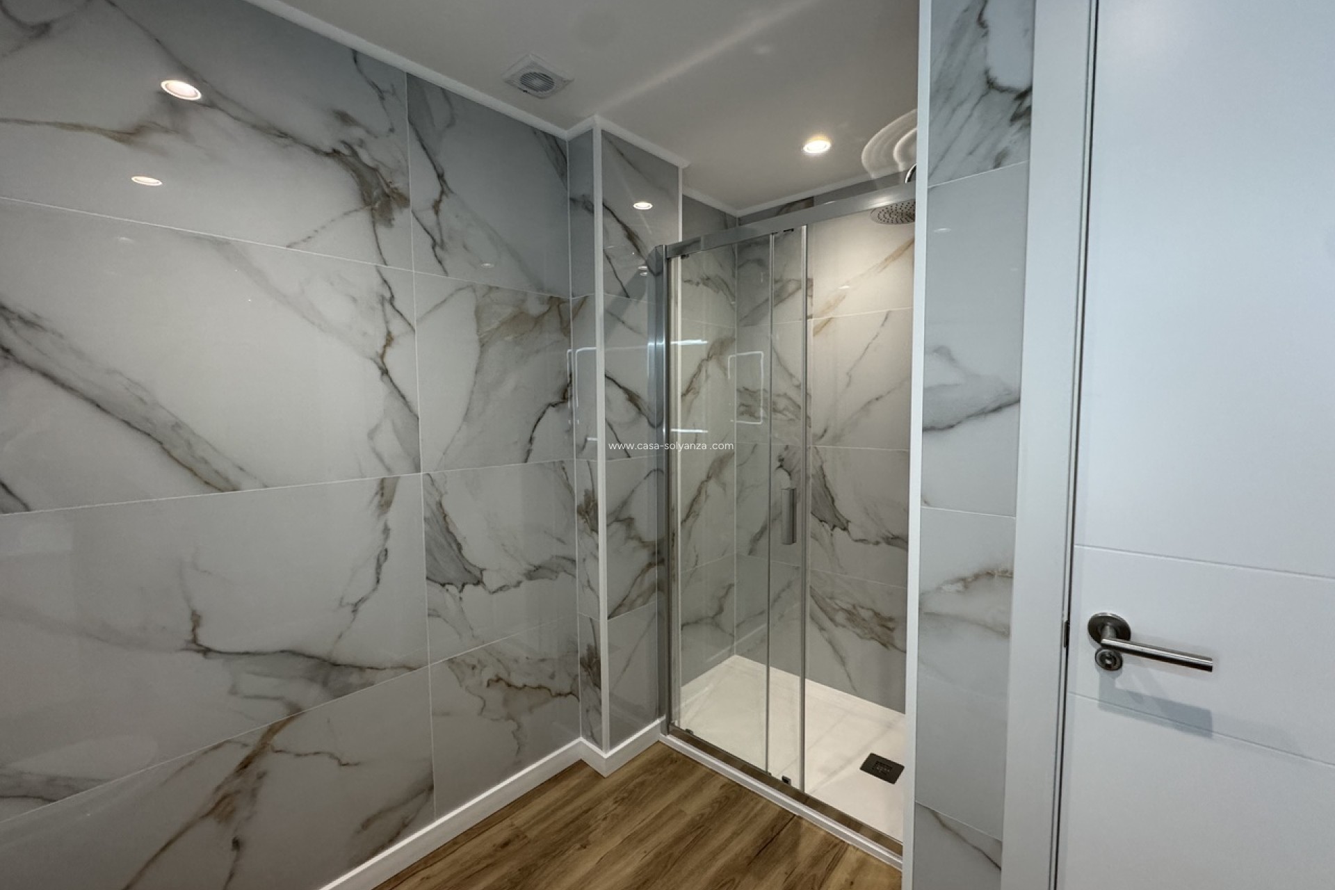 Resale - Apartment / flat - Los Altos - Costa Blanca