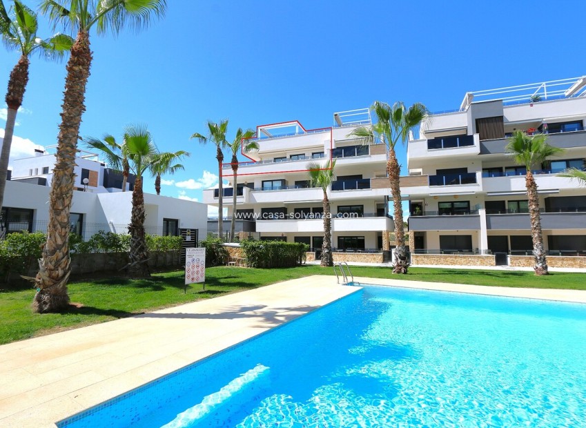 Resale - Apartment / flat - Los Altos - Costa Blanca