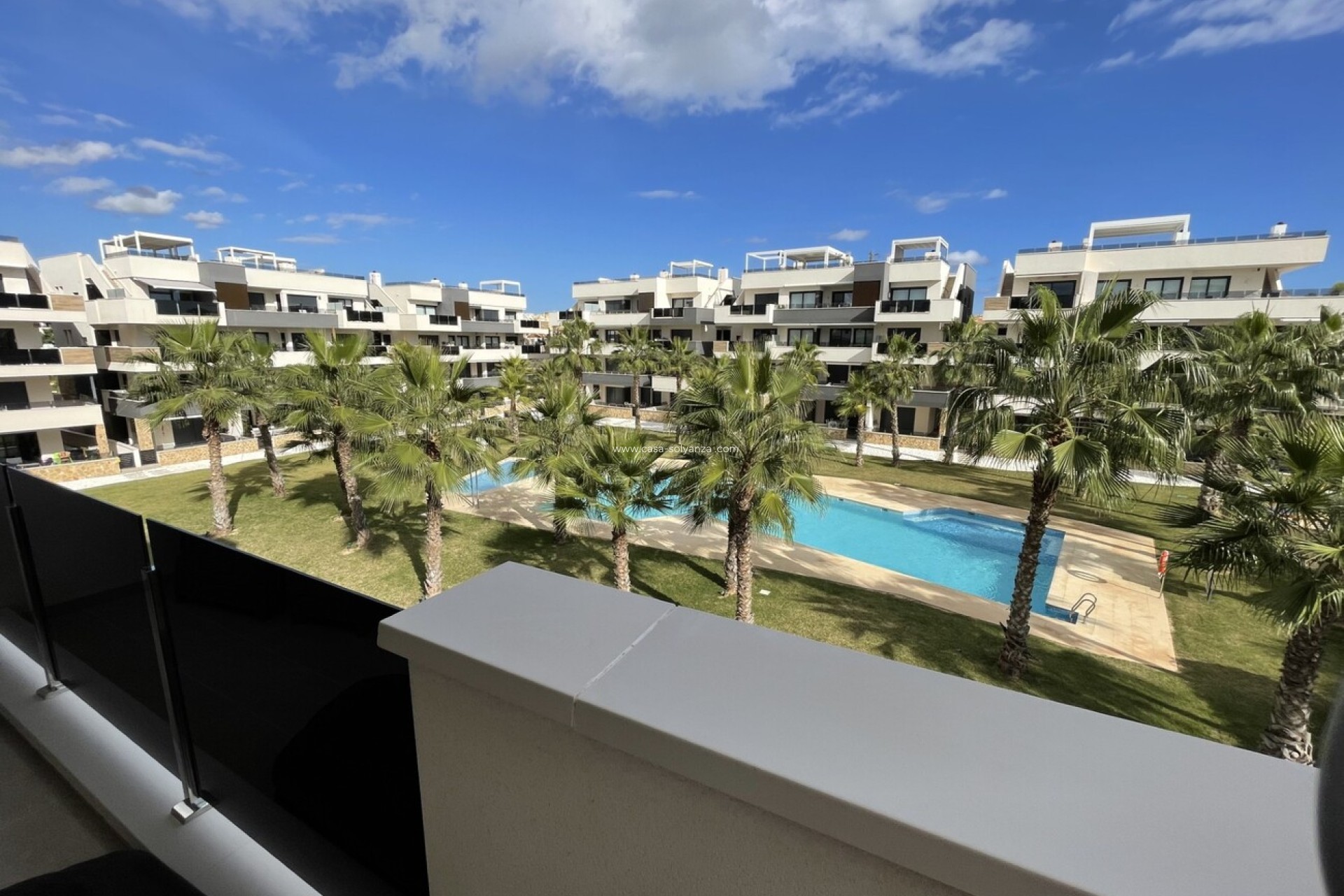 Resale - Apartment / flat - Los Altos - Costa Blanca