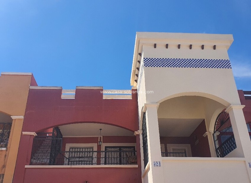 Resale - Apartment / flat - Los Altos - Costa Blanca