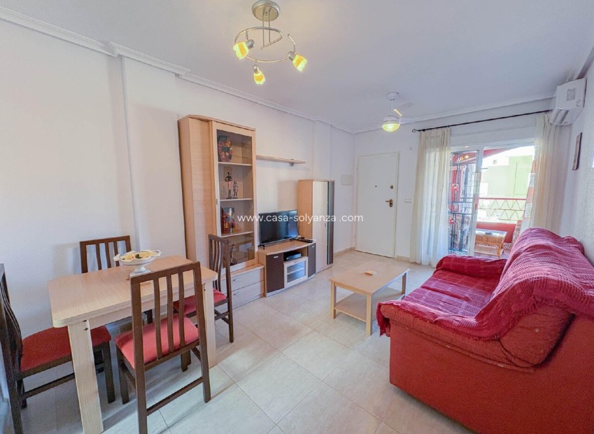 Resale - Apartment / flat - Los Altos - Costa Blanca