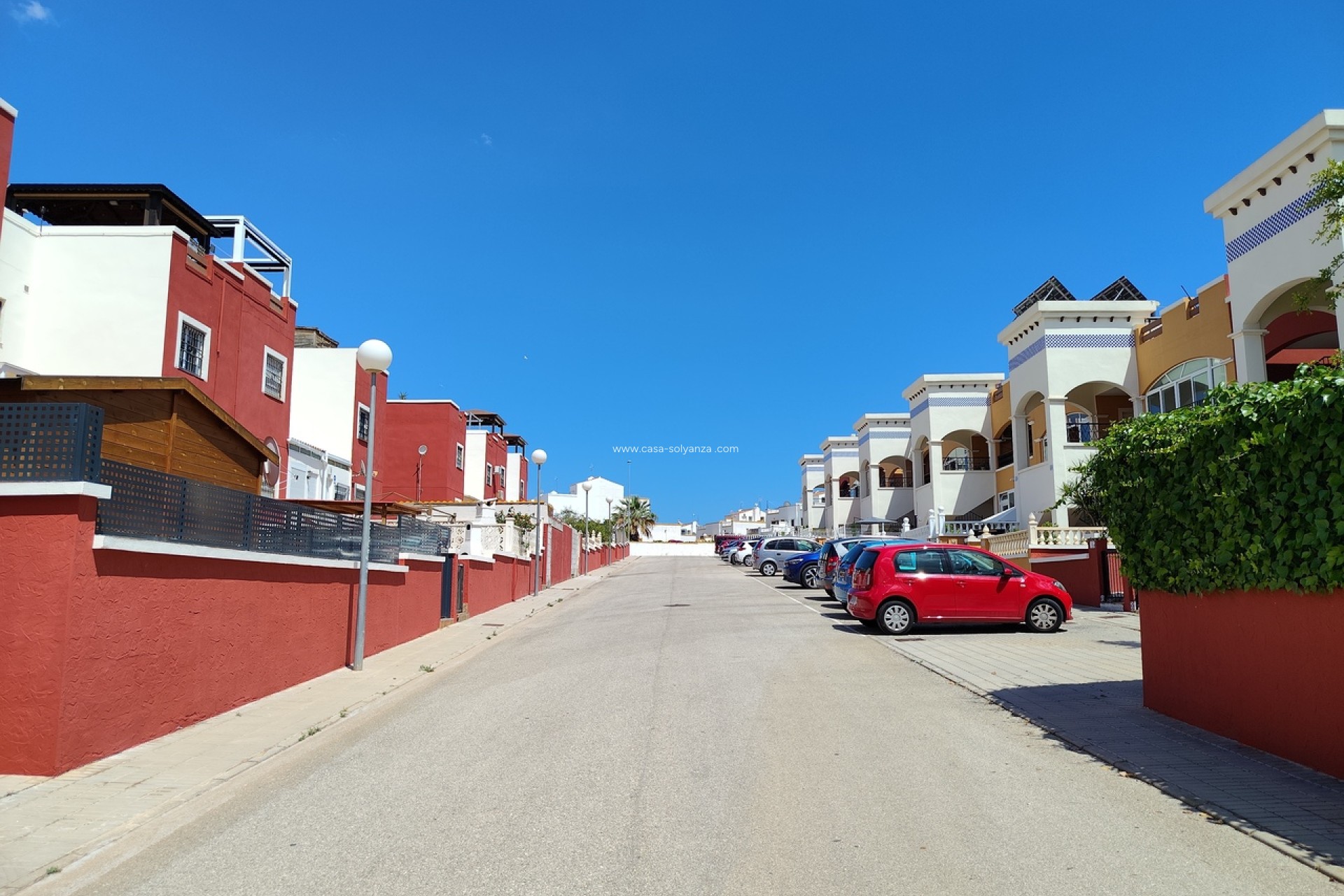 Resale - Apartment / flat - Los Altos - Costa Blanca
