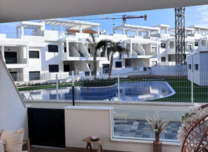 Resale - Apartment / flat - Los Balcones - Costa Blanca