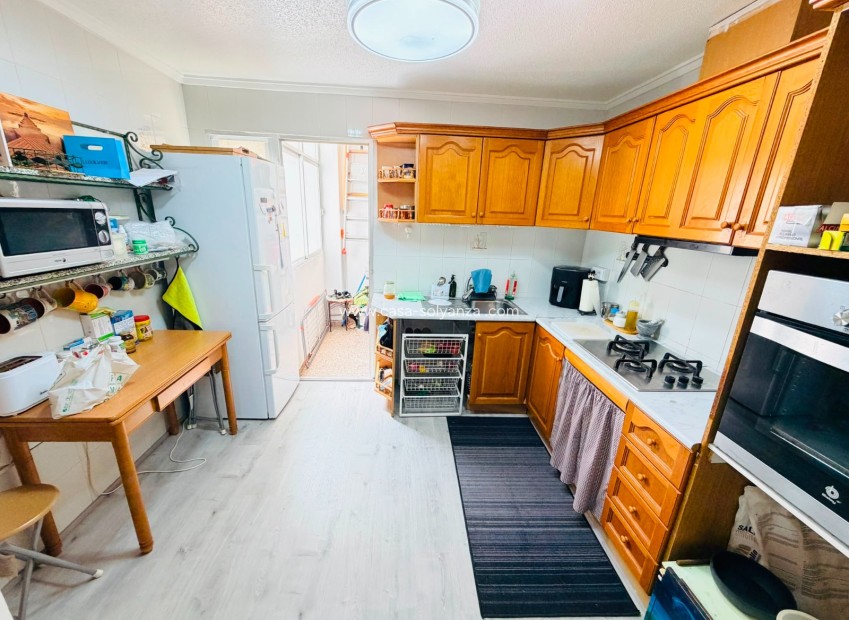 Resale - Apartment / flat - Los Montesinos