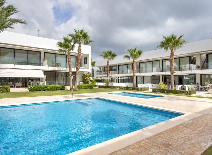 Resale - Apartment / flat - Mar de Cristal - Costa Calida
