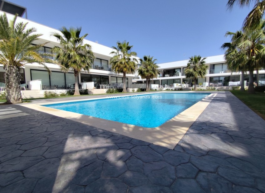Resale - Apartment / flat - Mar de Cristal