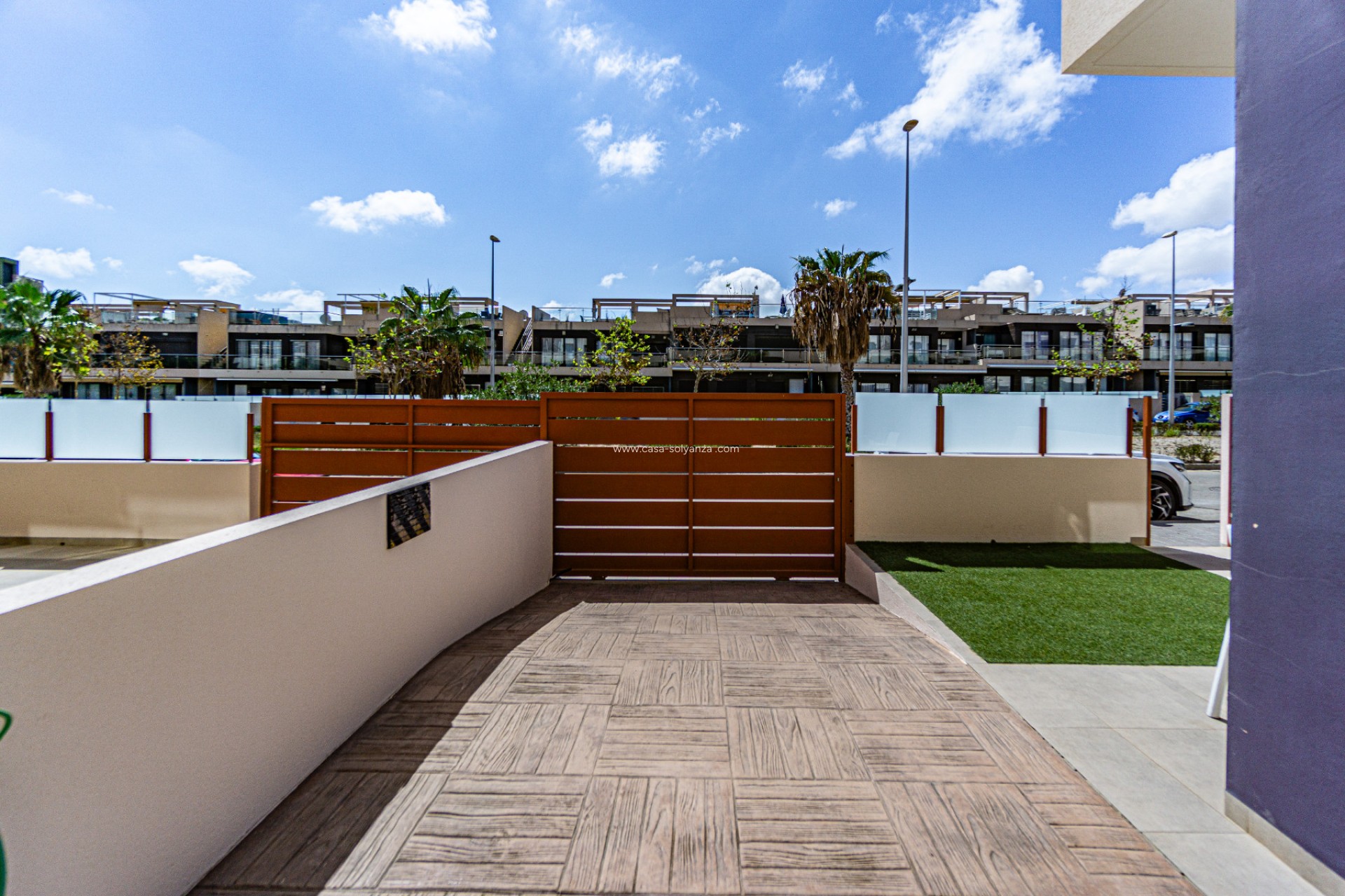 Resale - Apartment / flat - Mil Palmeras - Beach