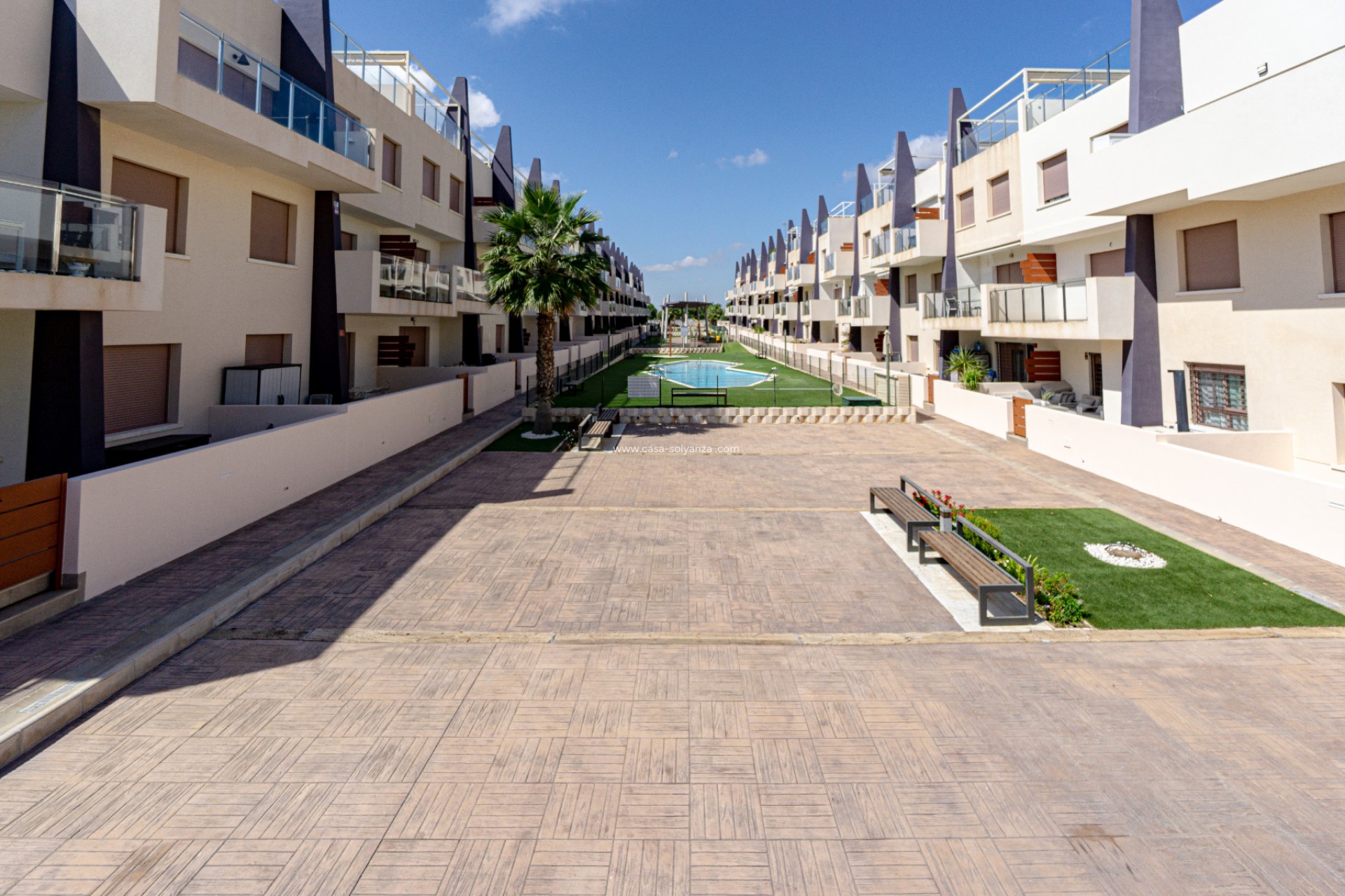 Resale - Apartment / flat - Mil Palmeras - Beach