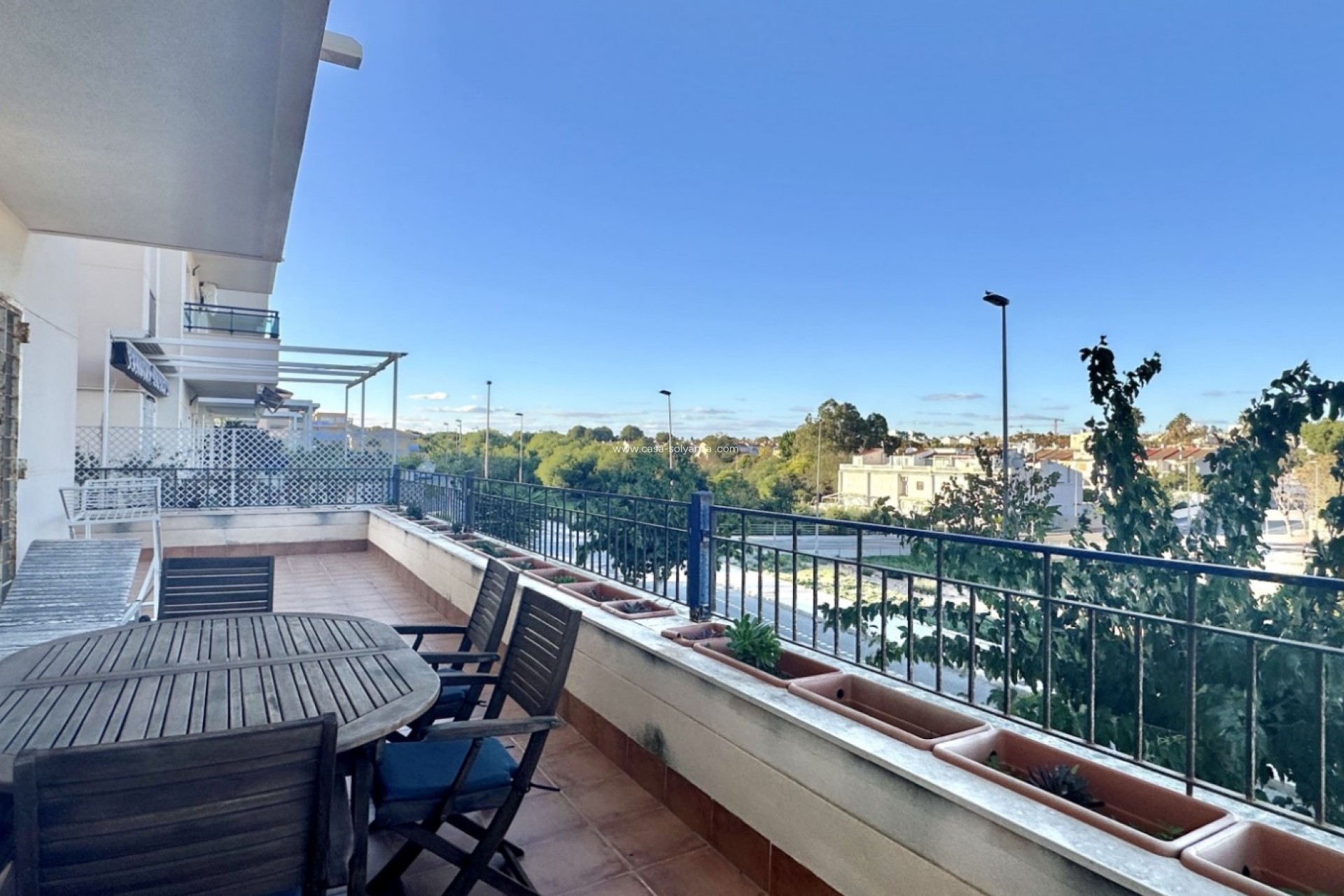 Resale - Apartment / flat - Mil Palmeras - Costa Blanca