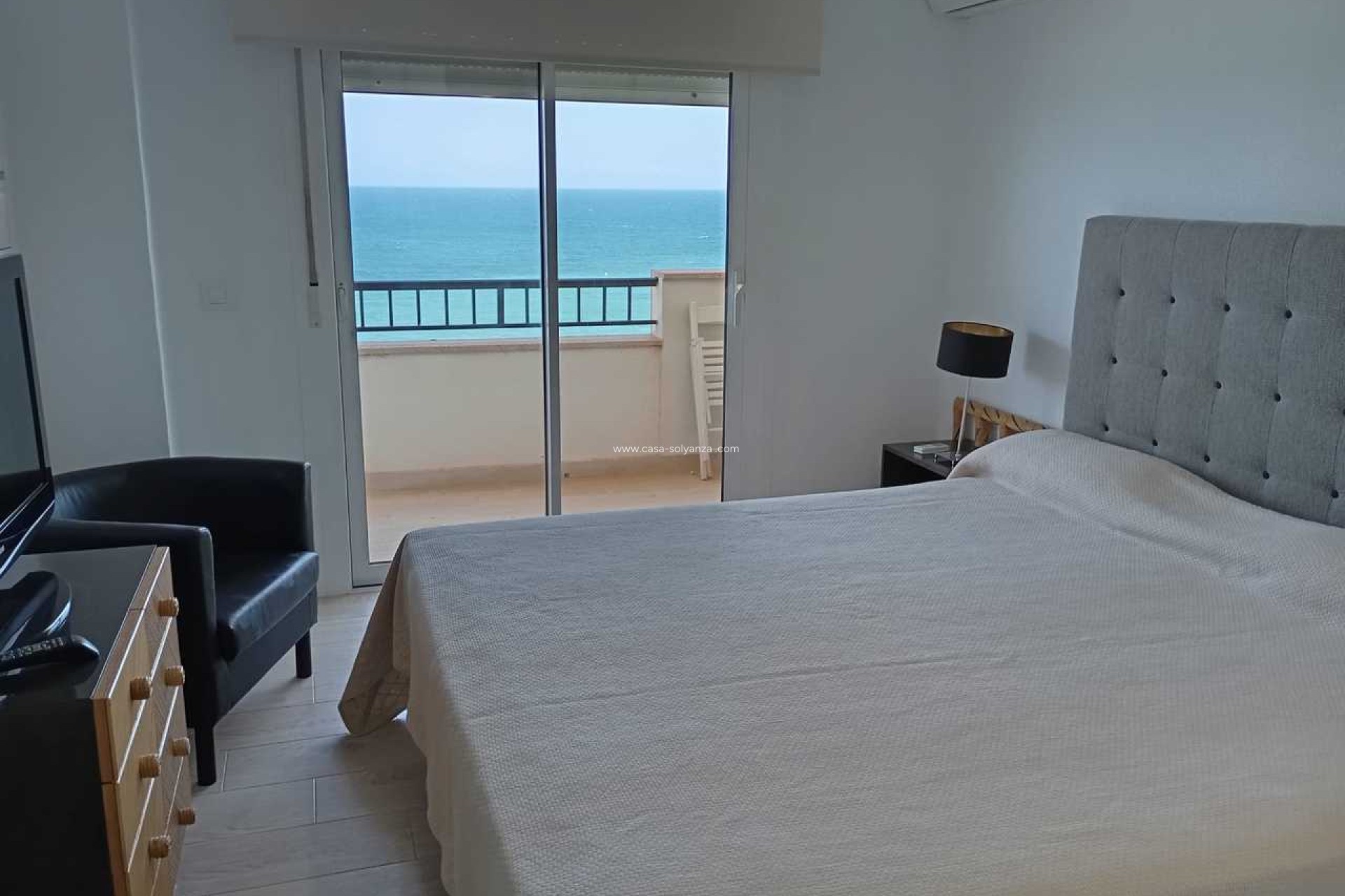 Resale - Apartment / flat - Mil Palmeras - Costa Blanca