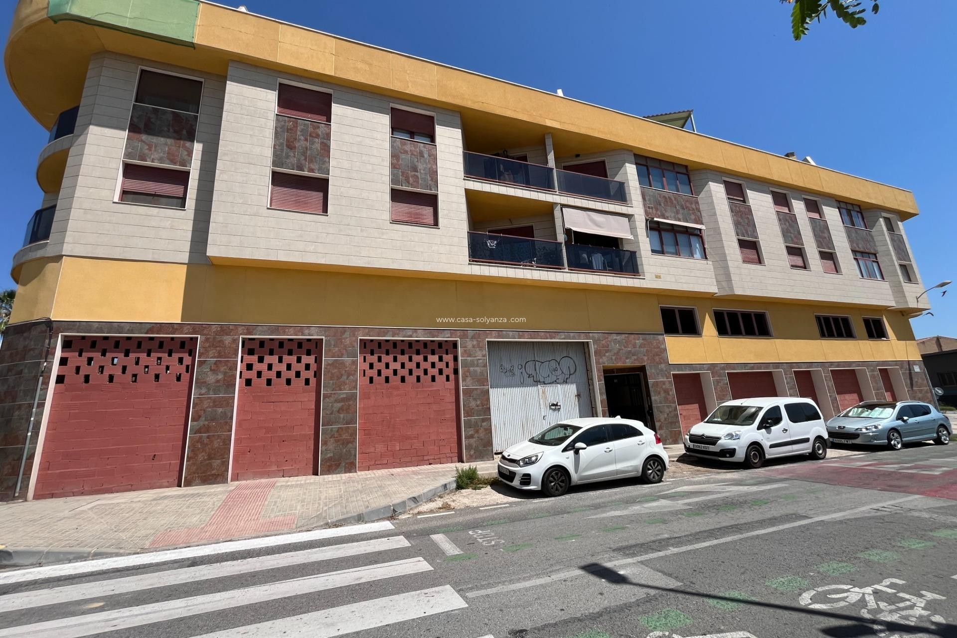 Resale - Apartment / flat - Novelda - Barrio San Roque