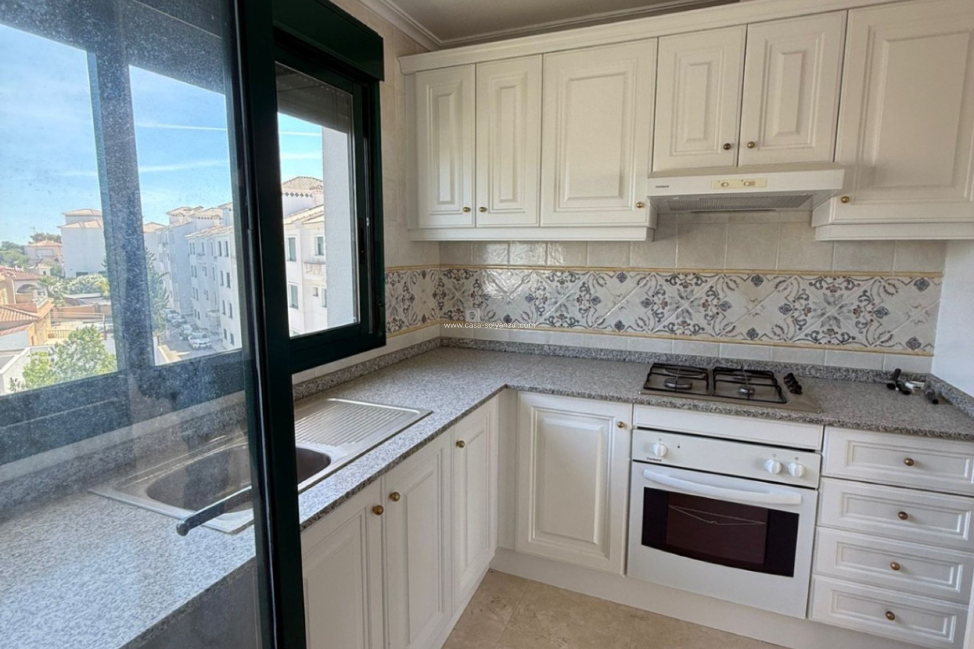 Resale - Apartment / flat - Orihuela - Campoamor