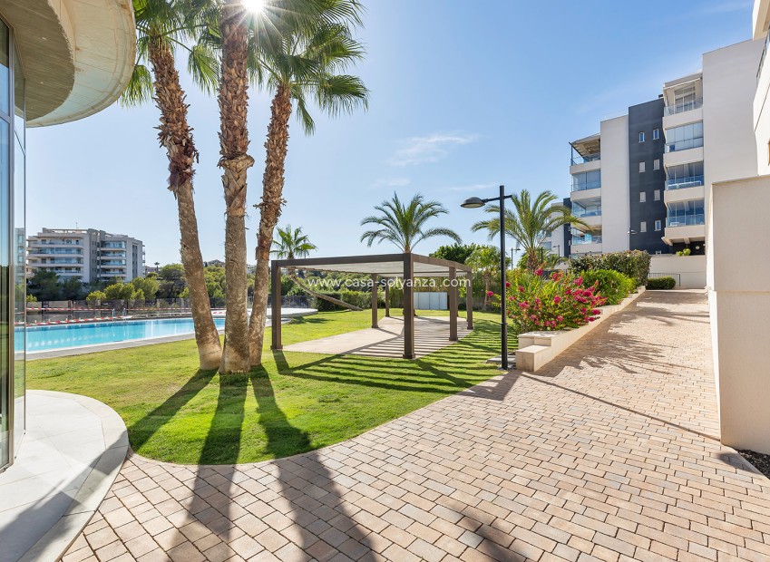 Resale - Apartment / flat - Orihuela Costa - Costa Blanca