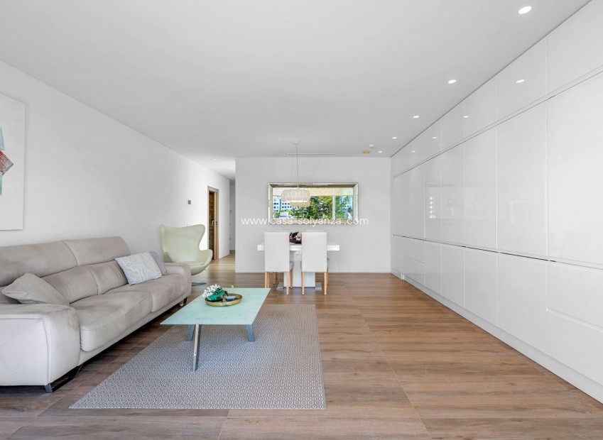 Resale - Apartment / flat - Orihuela Costa - Costa Blanca