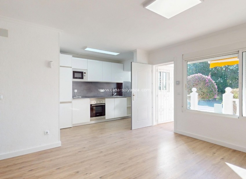 Resale - Apartment / flat - Orihuela Costa - Costa Blanca