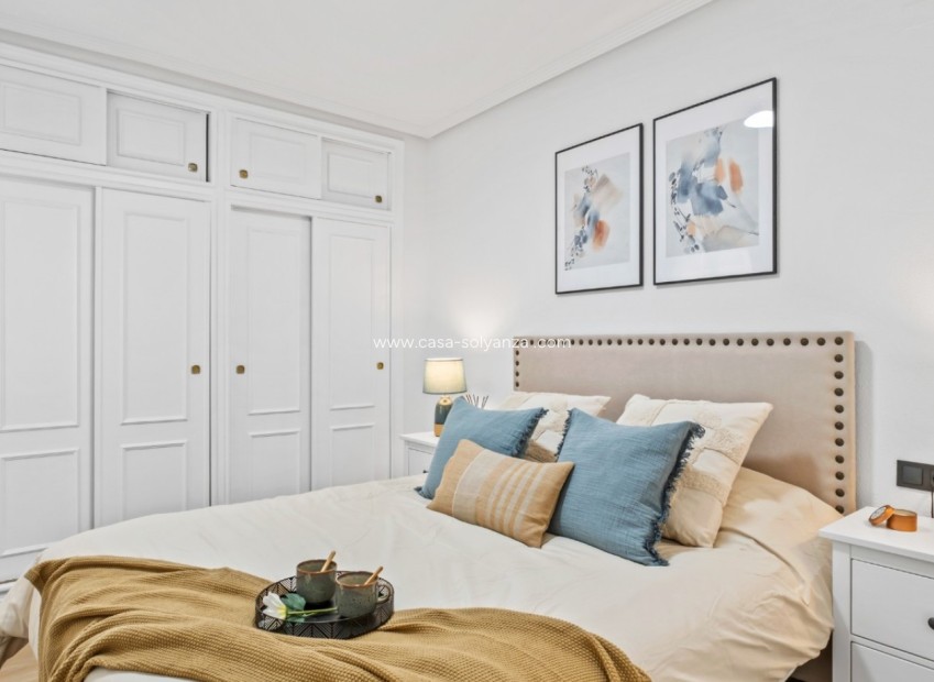 Resale - Apartment / flat - Orihuela Costa - Costa Blanca