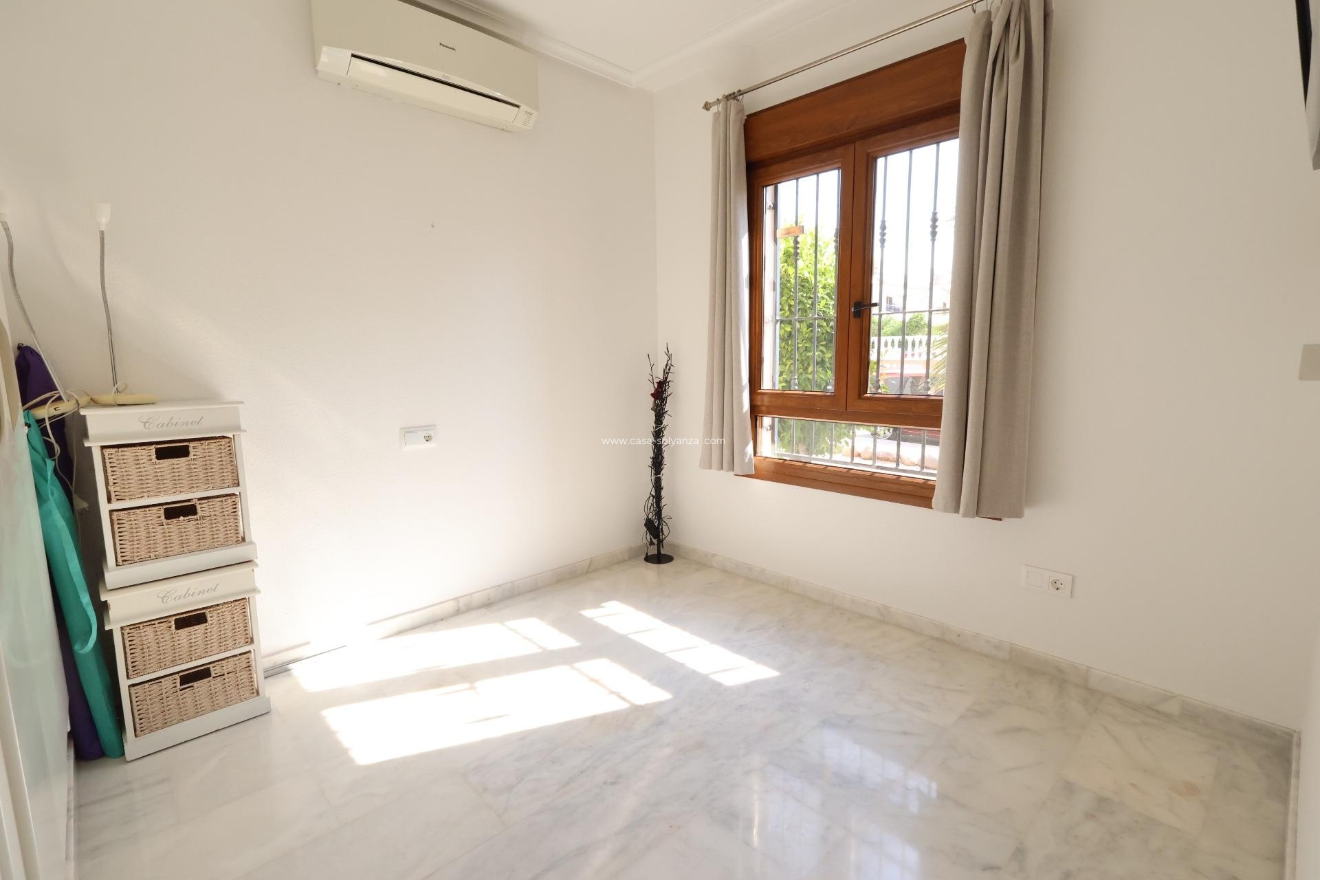 Resale - Apartment / flat - Orihuela Costa - Costa Blanca