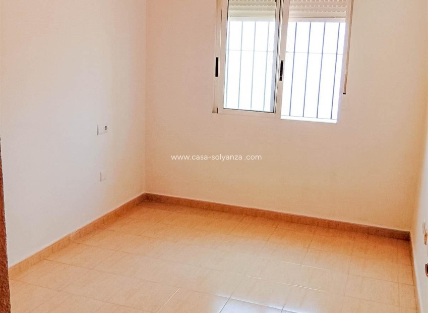 Resale - Apartment / flat - Orihuela Costa - La Florida