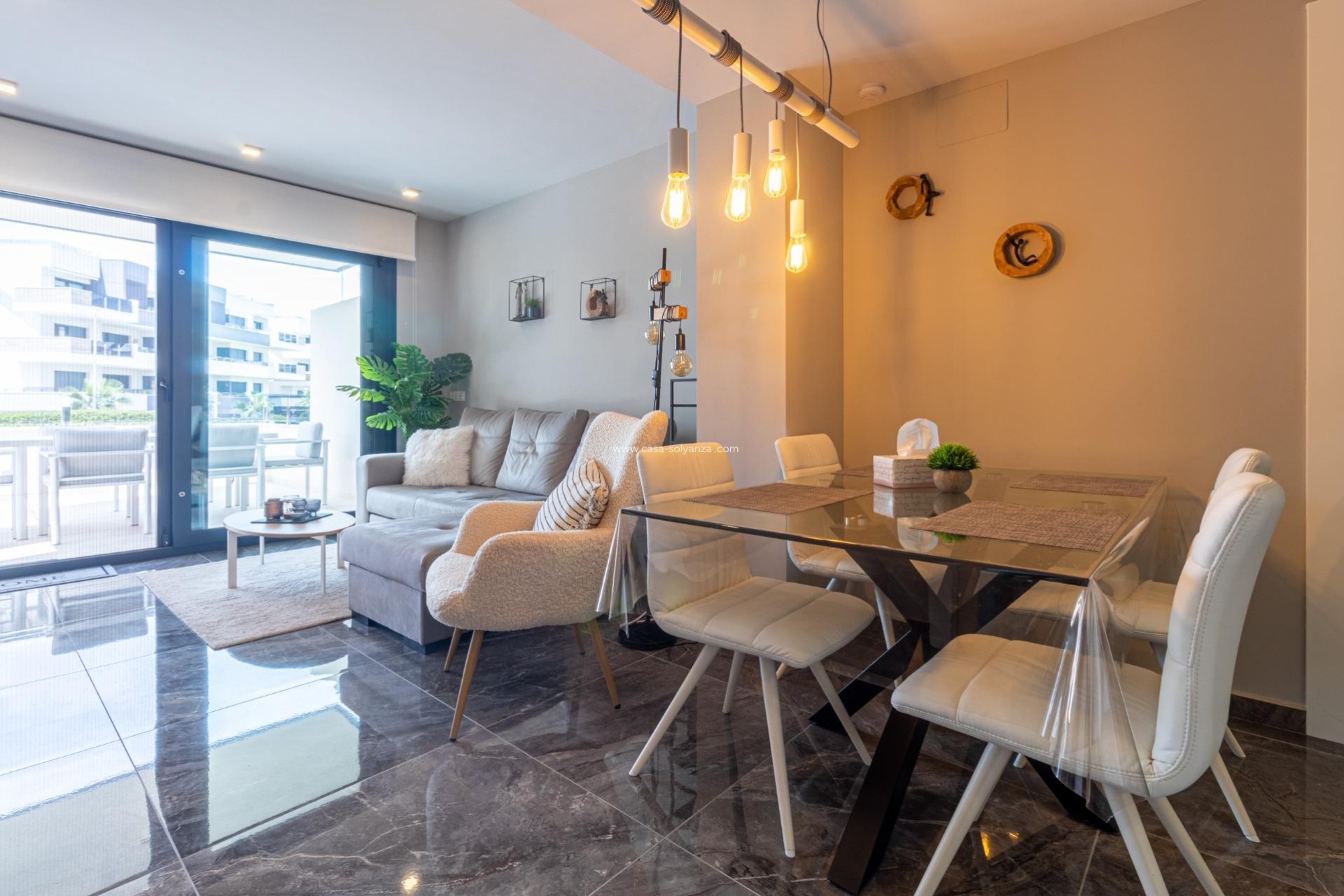 Resale - Apartment / flat - Orihuela Costa - La Florida