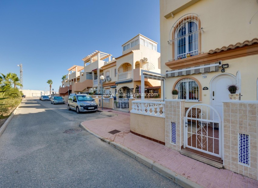 Resale - Apartment / flat - Orihuela Costa - La Florida