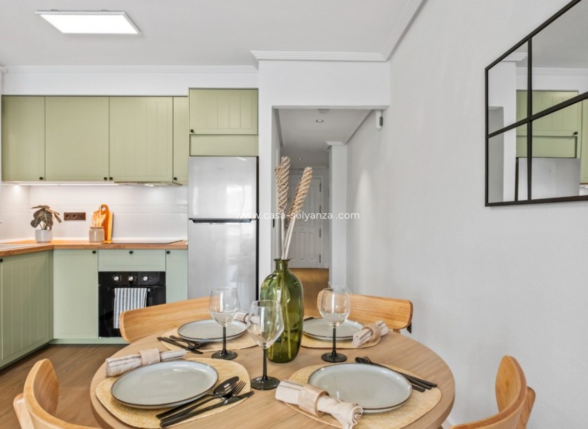 Resale - Apartment / flat - Orihuela Costa - La Florida