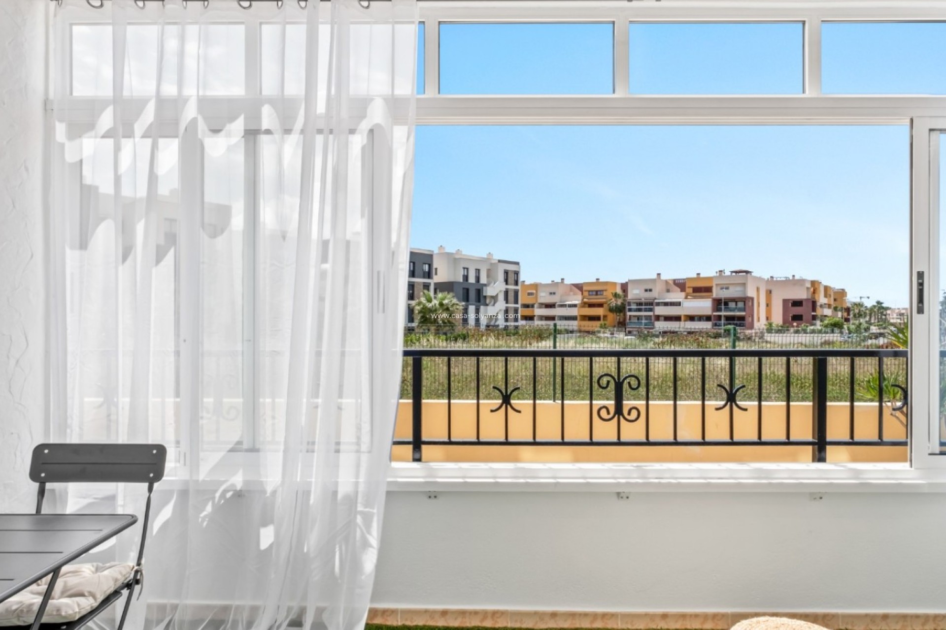 Resale - Apartment / flat - Orihuela Costa - La Florida