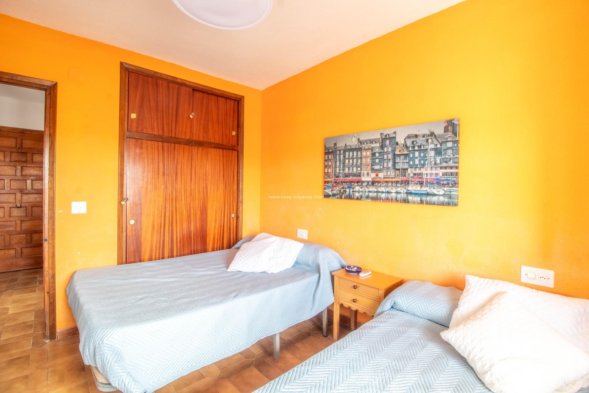 Resale - Apartment / flat - Orihuela Costa - La Regia