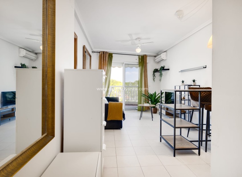 Resale - Apartment / flat - Orihuela Costa - La Regia
