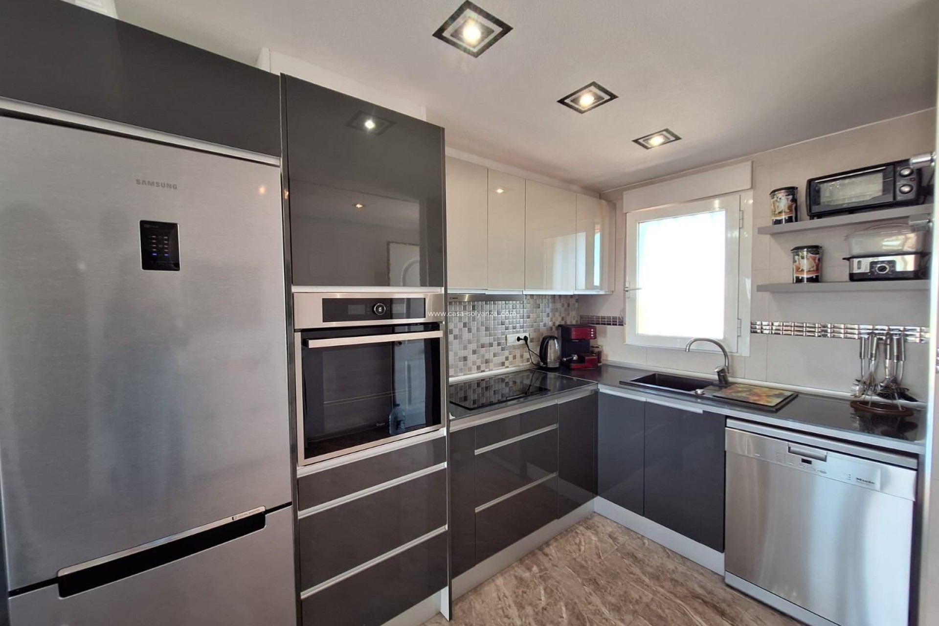 Resale - Apartment / flat - Orihuela Costa - La Zenia