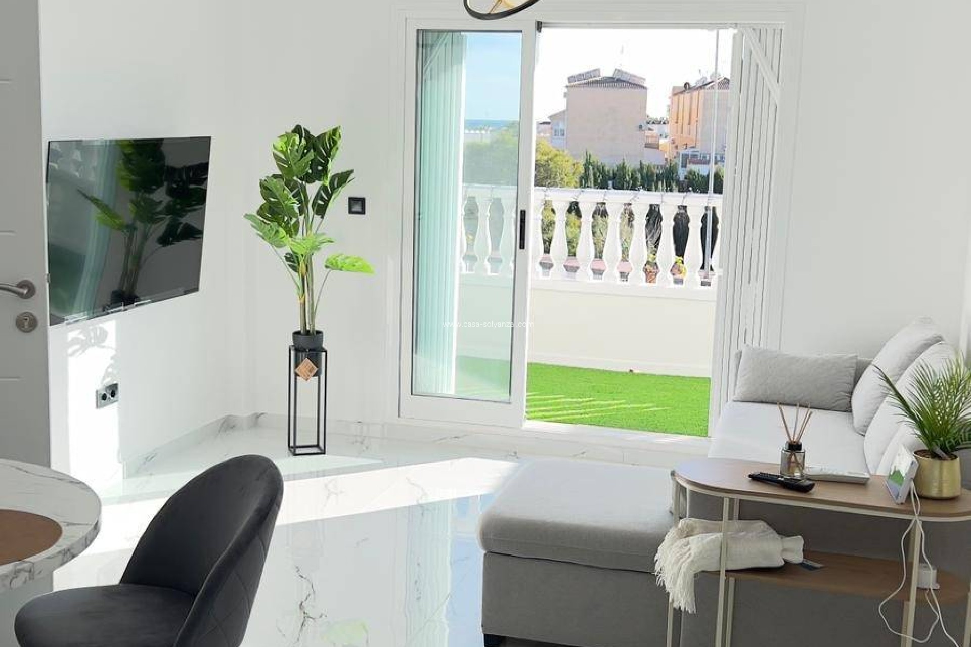 Resale - Apartment / flat - Orihuela Costa - La Zenia