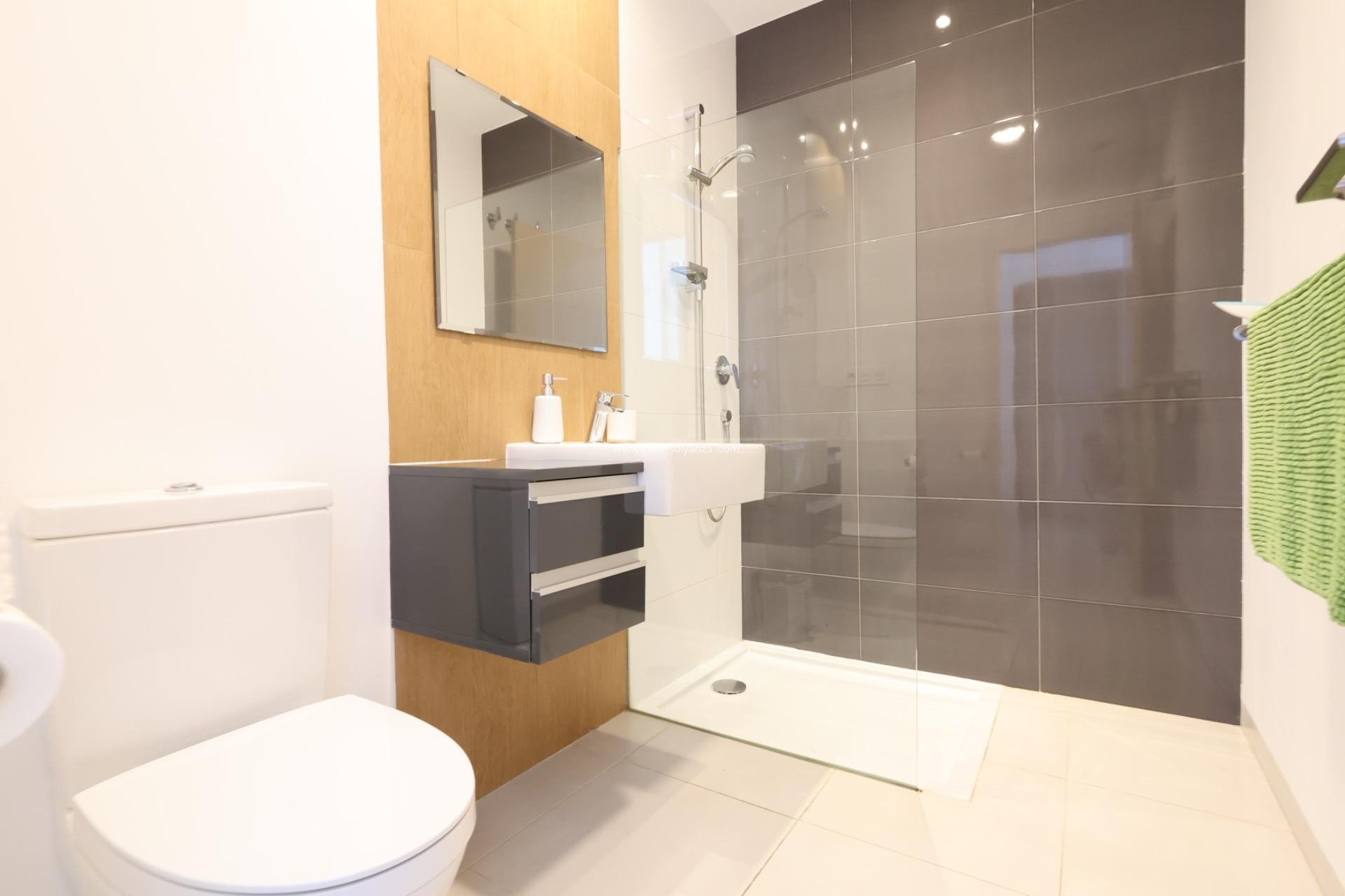 Resale - Apartment / flat - Orihuela Costa - La Zenia