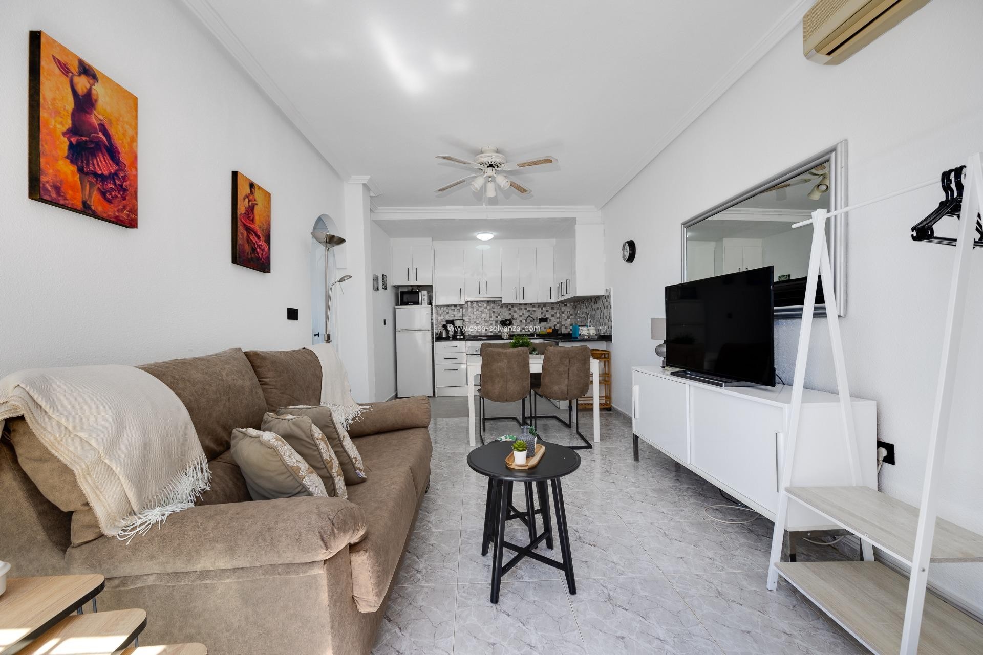 Resale - Apartment / flat - Orihuela Costa - La Zenia