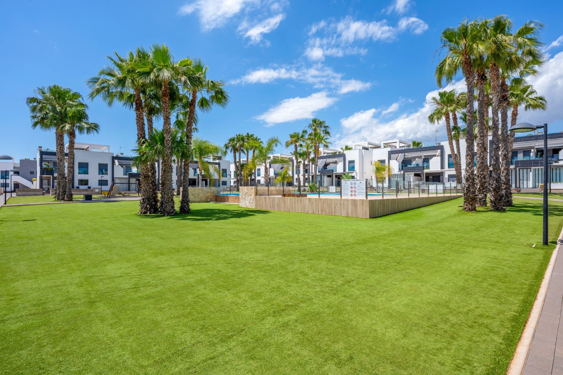 Resale - Apartment / flat - Orihuela Costa - La Zenia