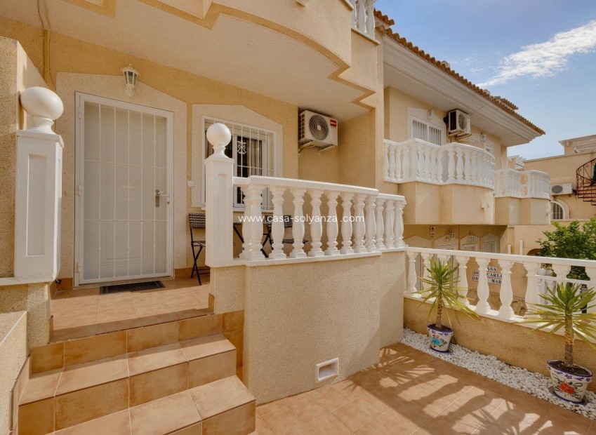 Resale - Apartment / flat - Orihuela Costa - Las Filipinas