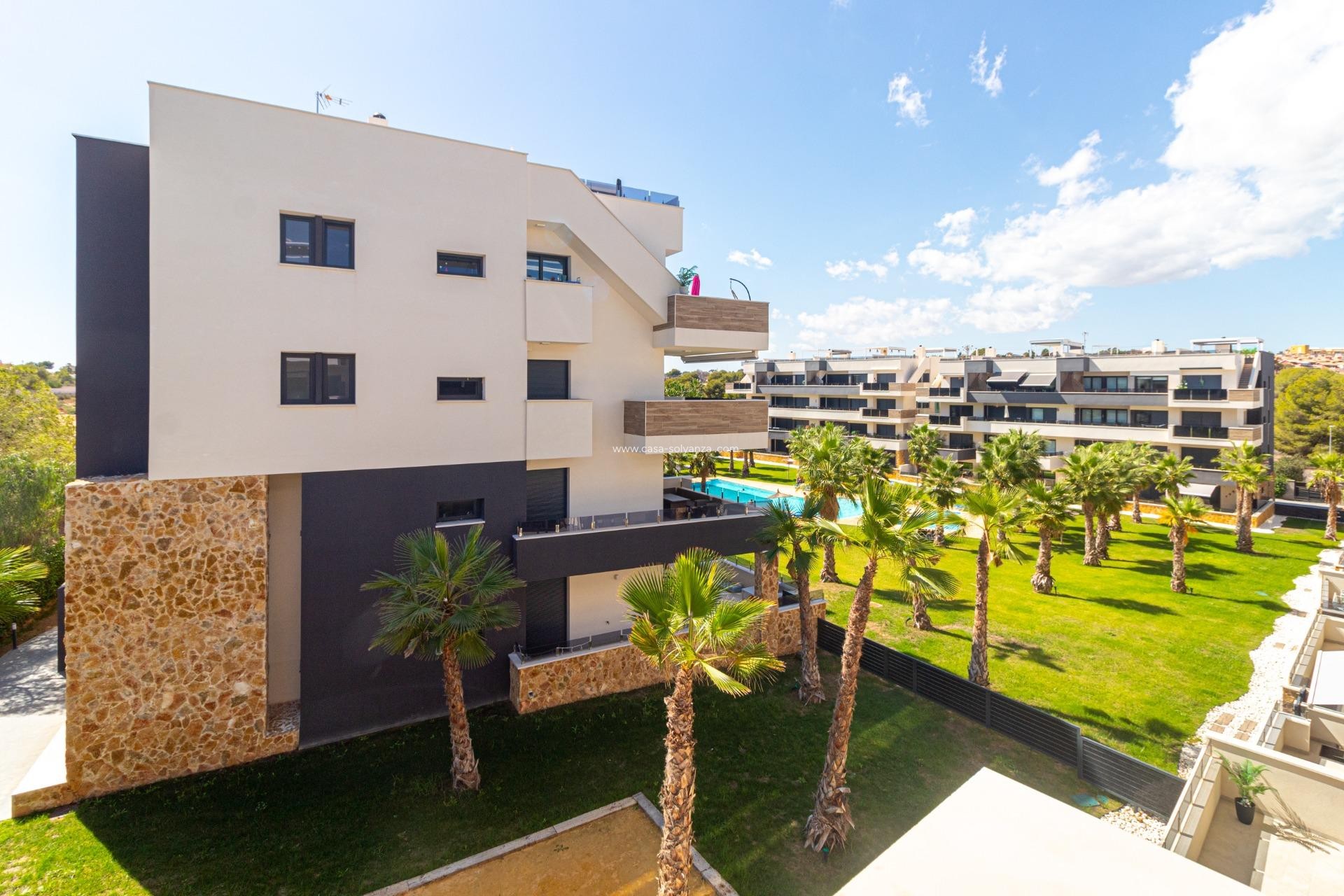 Resale - Apartment / flat - Orihuela Costa - Los Almendros-La Florida