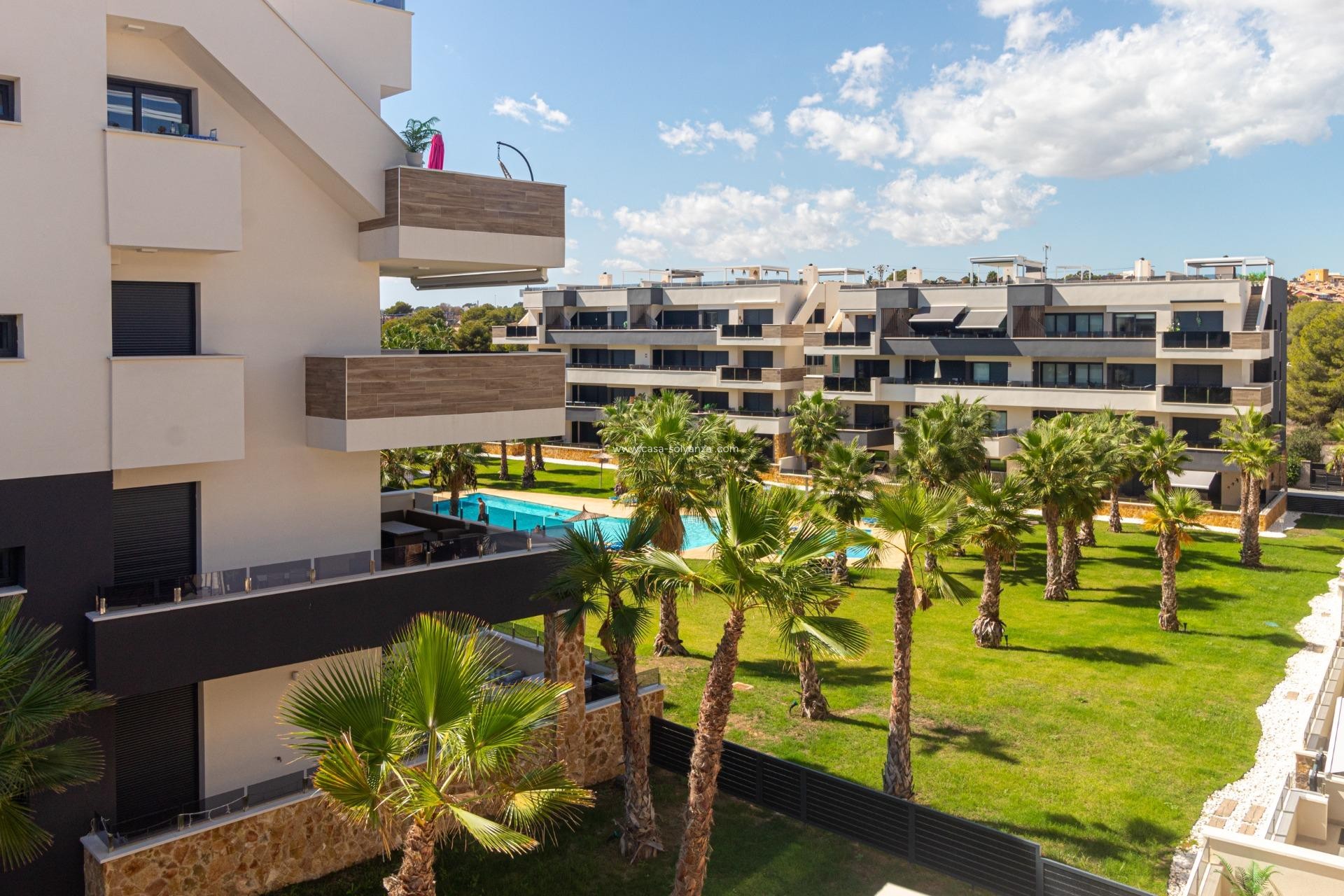 Resale - Apartment / flat - Orihuela Costa - Los Almendros-La Florida