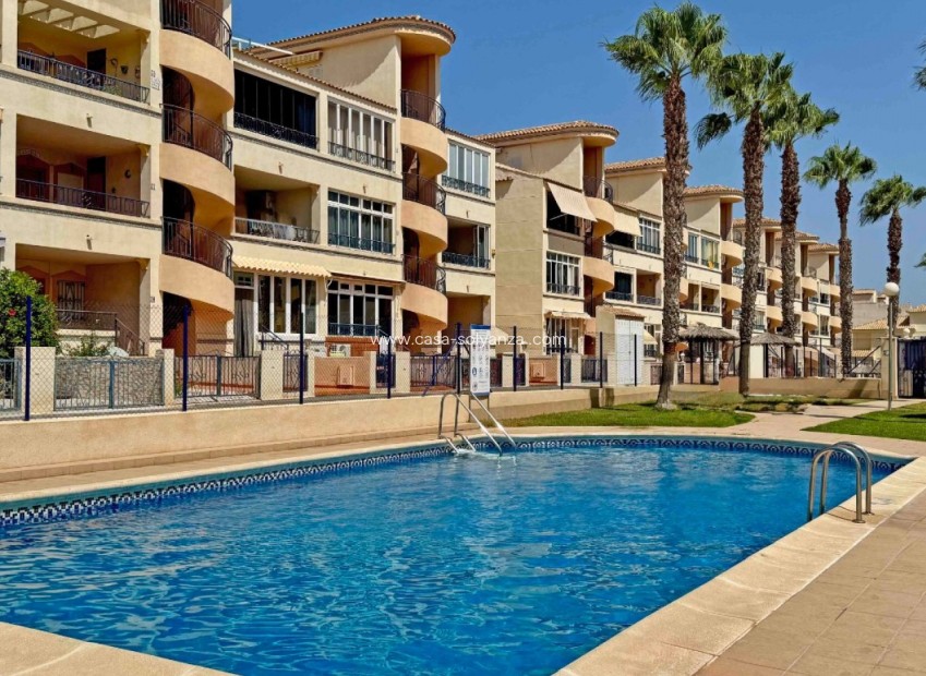 Resale - Apartment / flat - Orihuela Costa - Los Altos