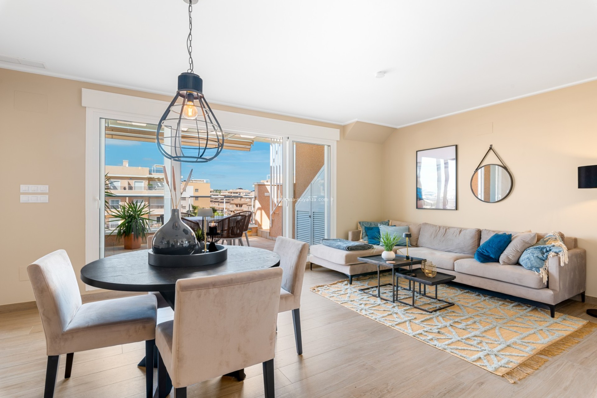 Resale - Apartment / flat - Orihuela Costa - Los Dolses