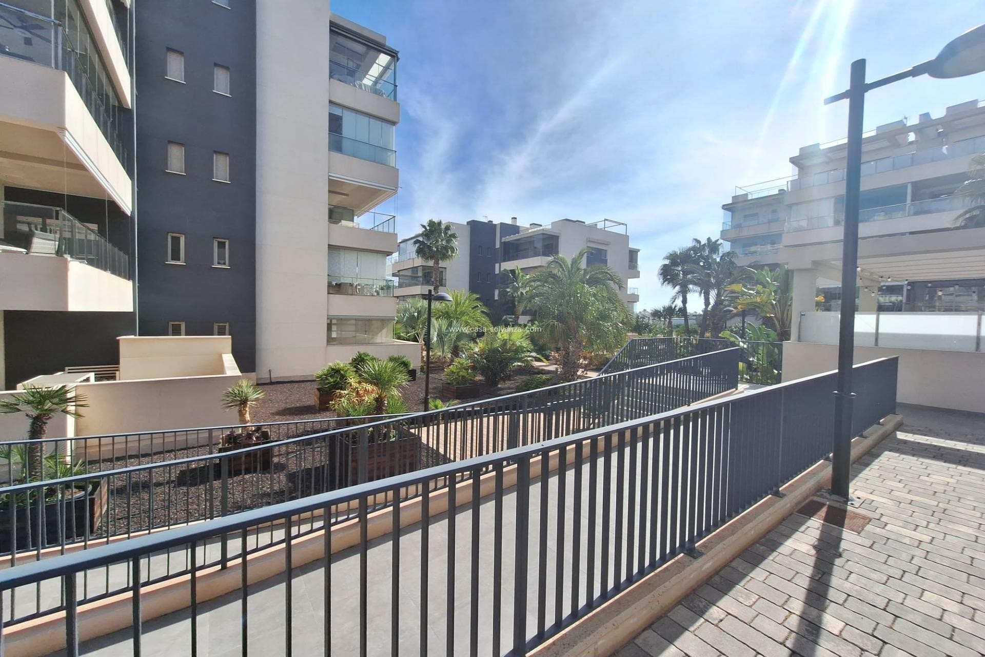 Resale - Apartment / flat - Orihuela Costa - Los Dolses